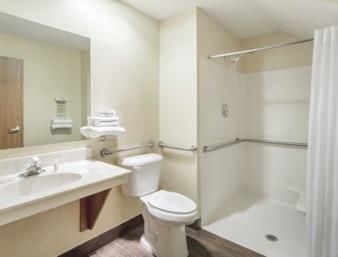 Days Inn By Wyndham Stoughton Wi. Extérieur photo