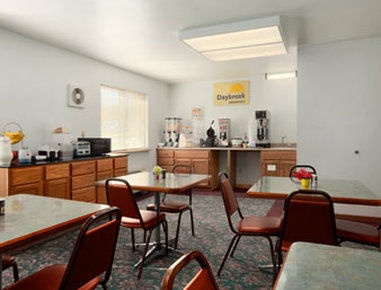 Days Inn By Wyndham Stoughton Wi. Extérieur photo